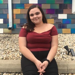 Meet your Posher, Olivia